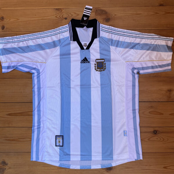 Сборная Аргентины 1998, домашняя форма